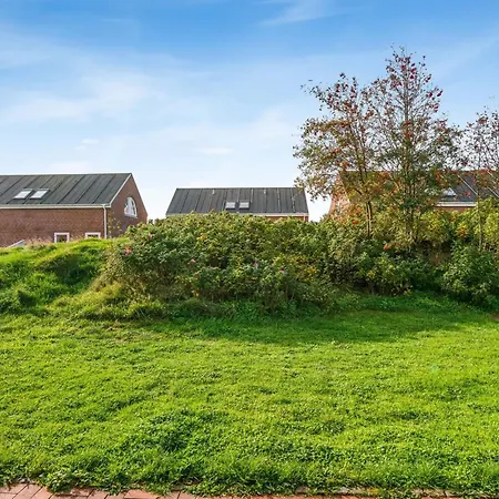 Palni - 2-3km From The Sea By Interhome